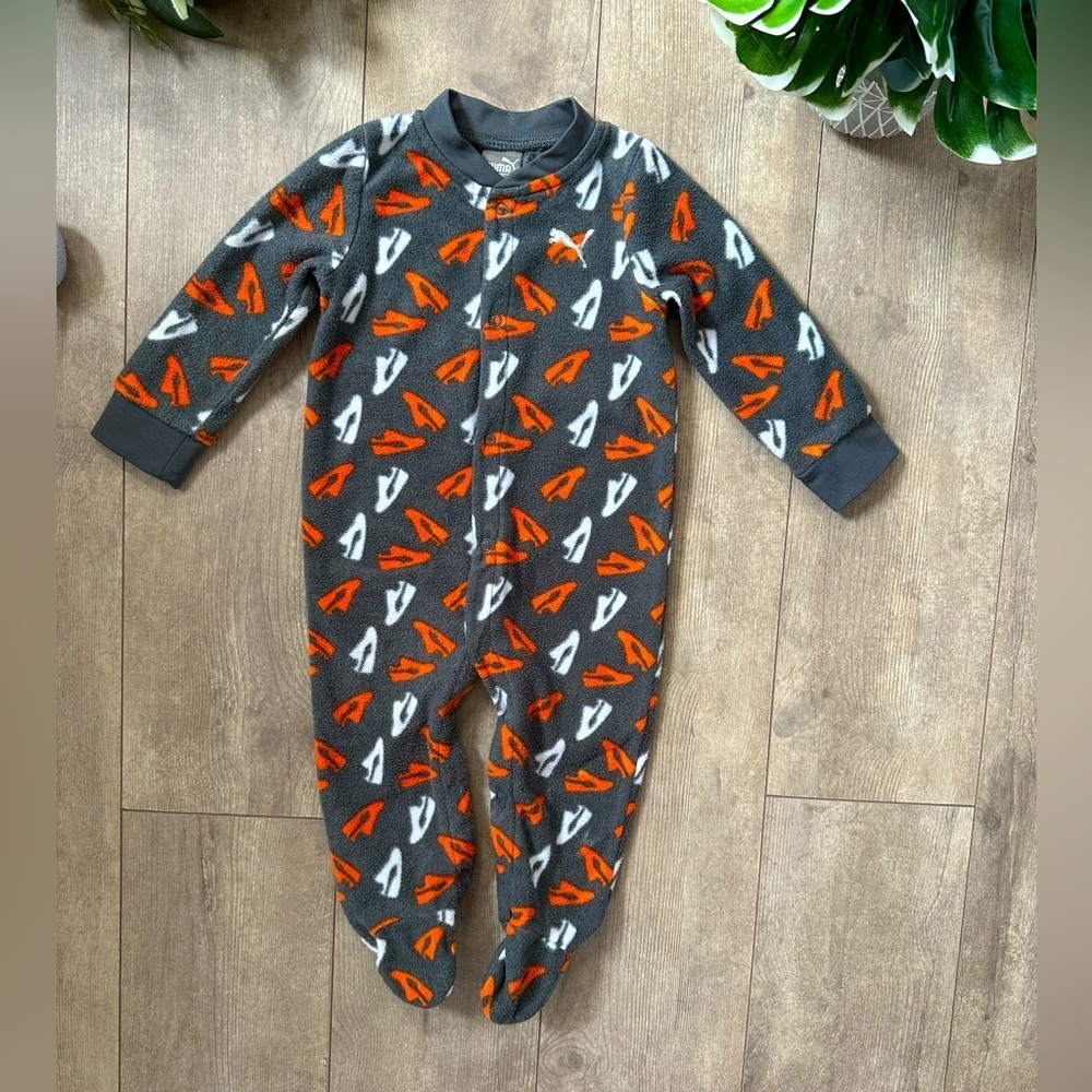 Y2K Puma Baby Infant Boys Cozy Gray and Orange Kids One Piece Footies 6-9 Months